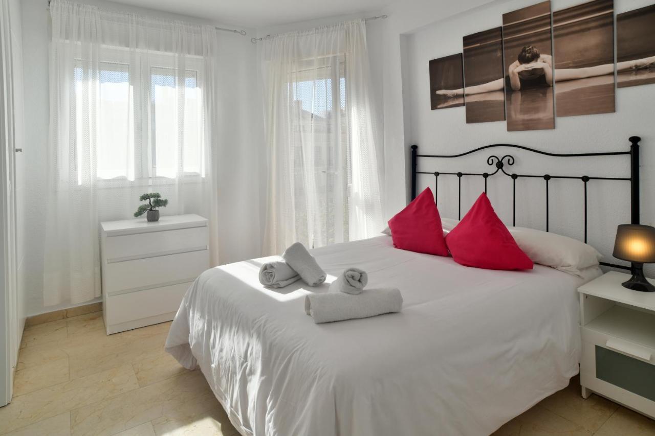 Apartamentos Morgan Malaga Luaran gambar